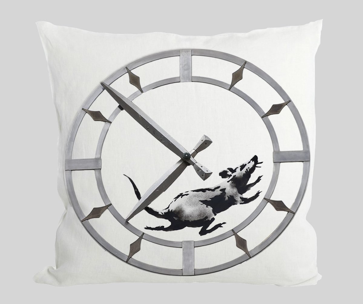 Rat against time Cushion